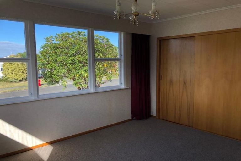 Photo of property in 11 Burn Street, Levin, 5510