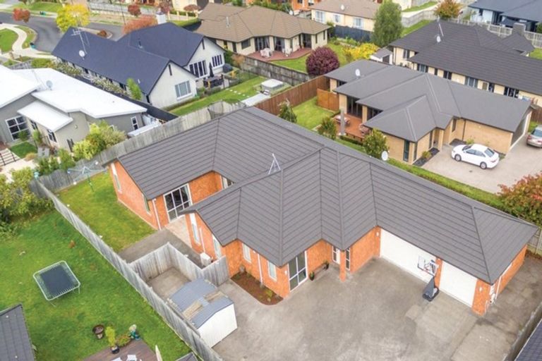 Photo of property in 9 Hampshire Court, Flagstaff, Hamilton, 3210