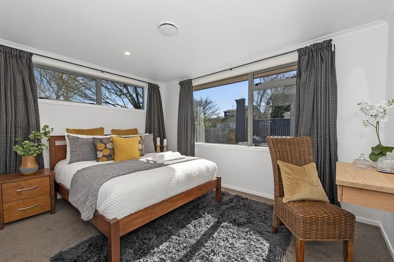 Photo of property in 47 Morrow Avenue, St Andrews, Hamilton, 3200