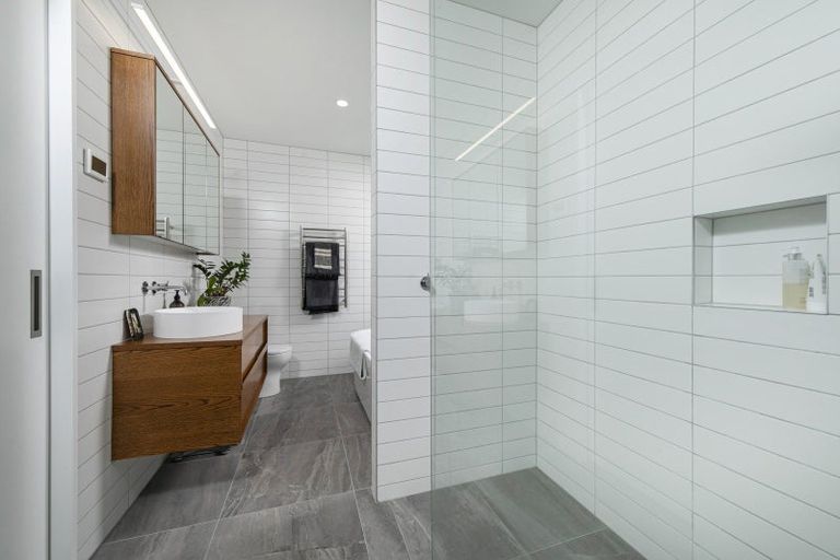 Photo of property in 170b Beacon Point Road, Wanaka, 9305