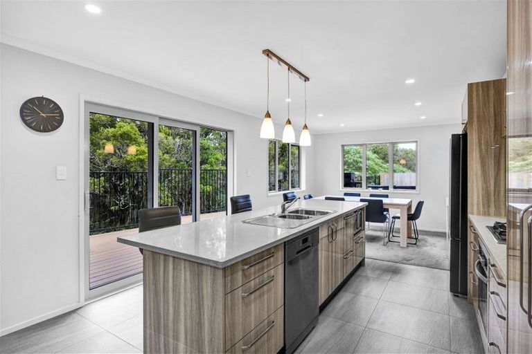 Photo of property in 66 Cyrus Street, Whalers Gate, New Plymouth, 4310