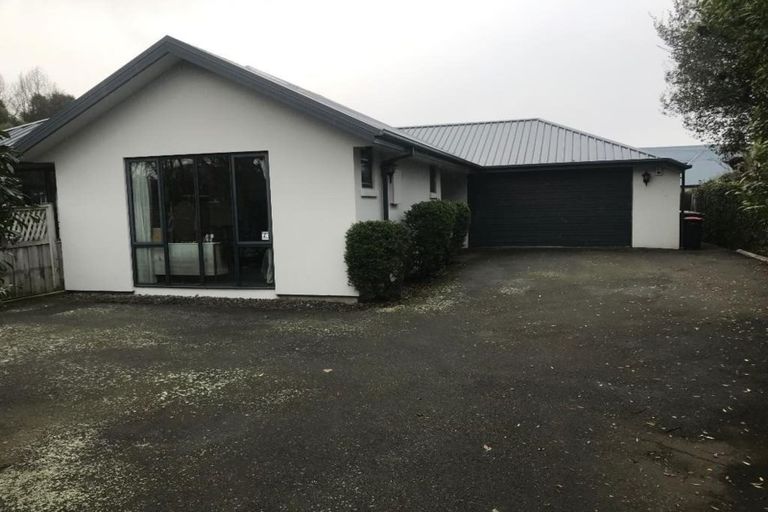 Photo of property in 52a Hounslow Street, Ilam, Christchurch, 8041