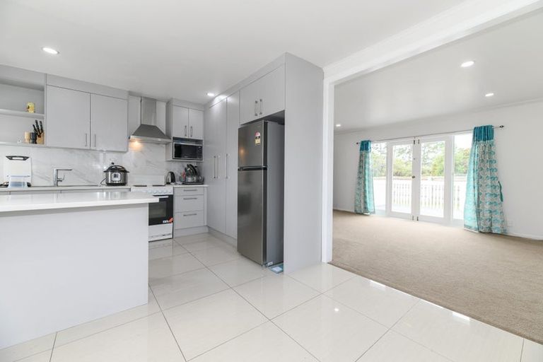 Photo of property in 54 Glen Road, Ranui, Auckland, 0612