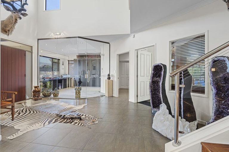 Photo of property in 14a Veale Road, Frankleigh Park, New Plymouth, 4310