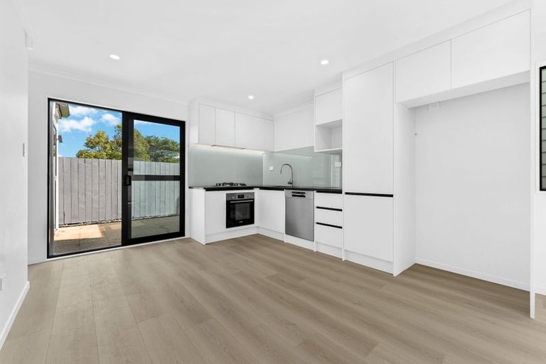 Photo of property in 8 Gardiner Grove, Wainuiomata, Lower Hutt, 5014