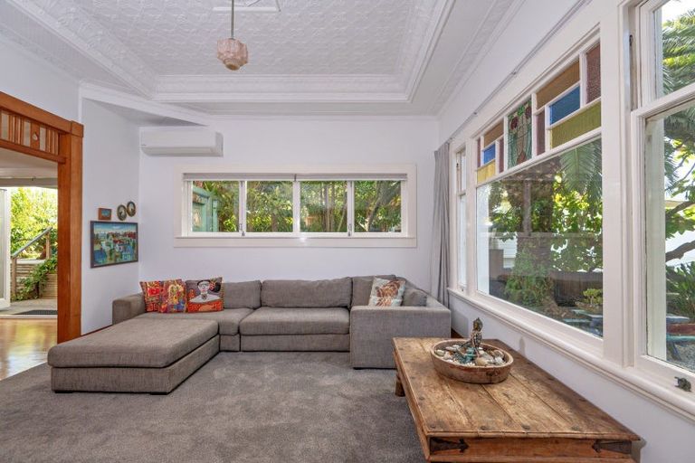 Photo of property in 7 Mason Place, Ohope, 3121