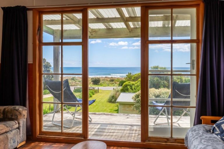 Photo of property in 275 Mataikona Road, Mataikona, Tinui, 5889