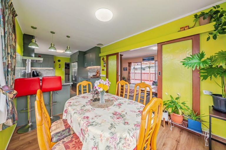 Photo of property in 71 California Drive, Totara Park, Upper Hutt, 5018