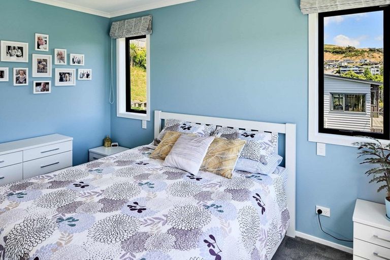 Photo of property in 102 Navigation Drive, Whitby, Porirua, 5024