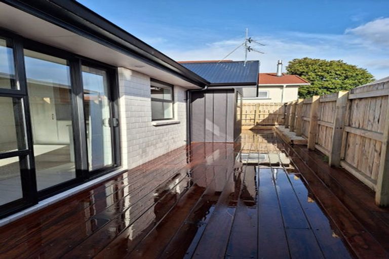 Photo of property in 20 Lyn Street, Lynmouth, New Plymouth, 4310