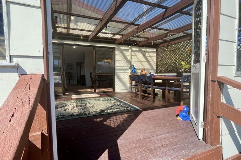 Photo of property in 160 Karewa Parade, Papamoa Beach, Papamoa, 3118