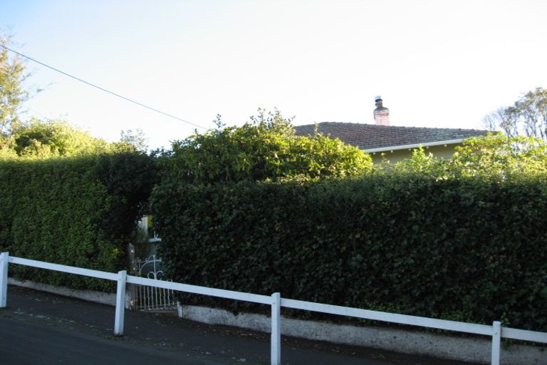 Photo of property in 24 Parkhill Avenue, Mornington, Dunedin, 9011