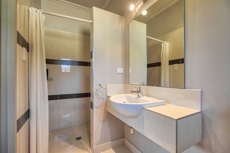 Photo of property in 11 Riverbank Road, Wanaka, 9382