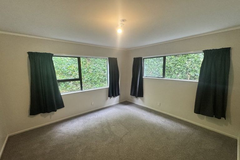 Photo of property in 6 Tiketike Way, Brooklyn, Wellington, 6021