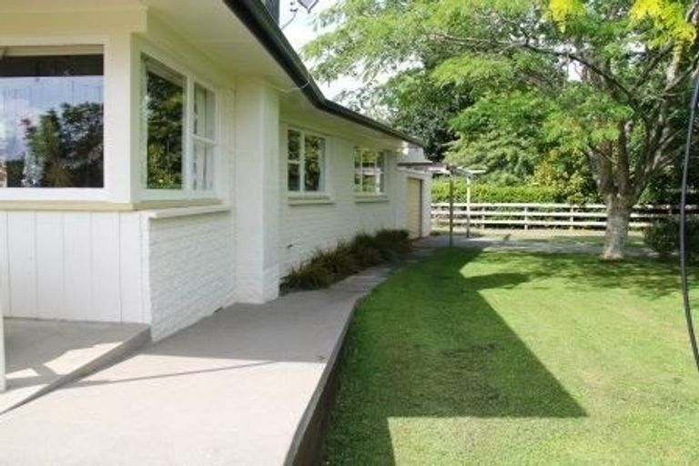 Photo of property in 77 Lewis Road, Karaka, Papakura, 2580