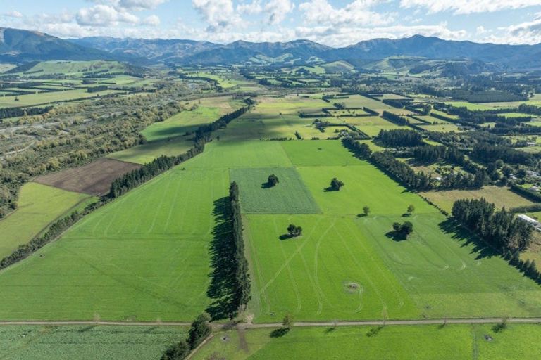 Photo of property in 375 Stonyflat Road, Loburn, Rangiora, 7472