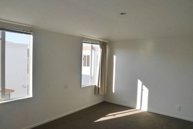 Photo of property in 66b Peverel Street, Riccarton, Christchurch, 8041