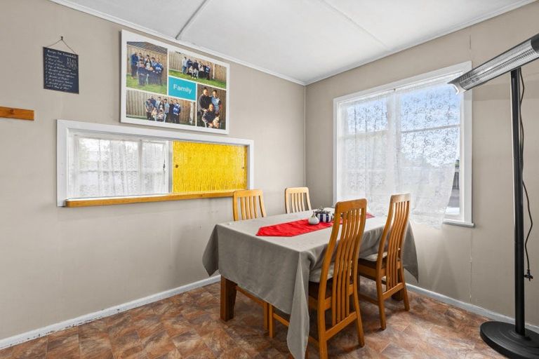 Photo of property in 2 Merton Crescent, Pirimai, Napier, 4112