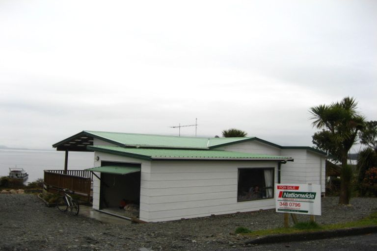 Photo of property in 14 Koe Street, Moana, 7872