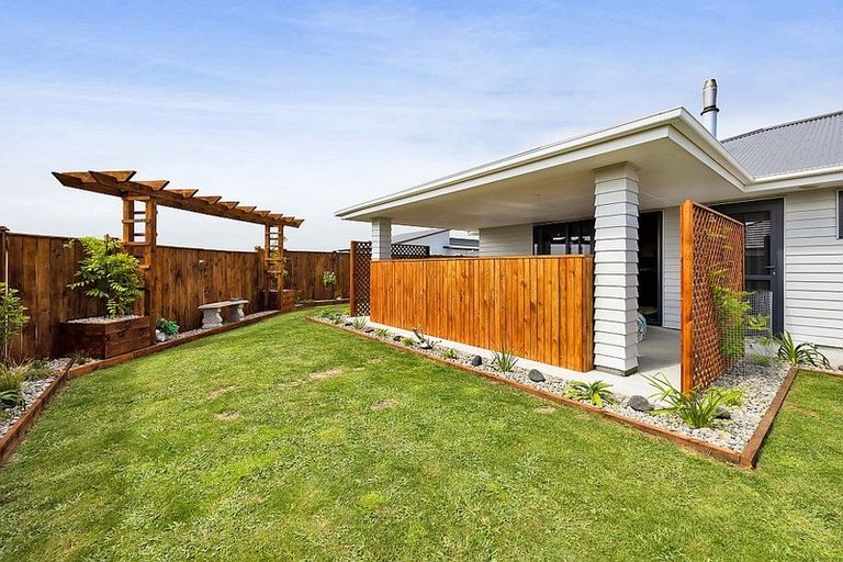Photo of property in 50 County Drive, Hawera, 4610
