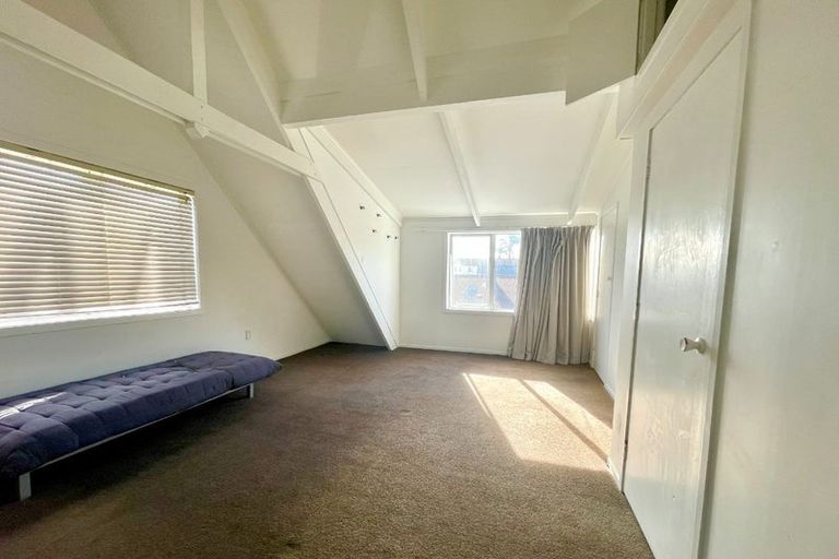 Photo of property in 161 Karewa Parade, Papamoa Beach, Papamoa, 3118