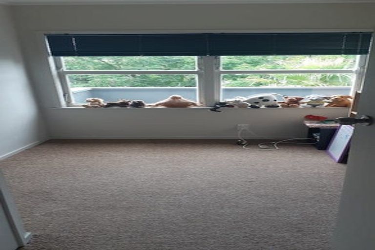 Photo of property in 93 Vandeleur Avenue, Birkdale, Auckland, 0626