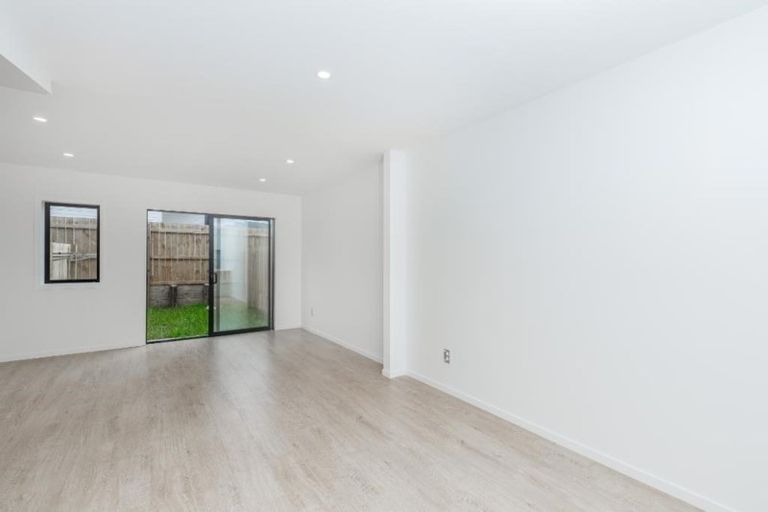 Photo of property in 66b Delta Avenue, New Lynn, Auckland, 0600