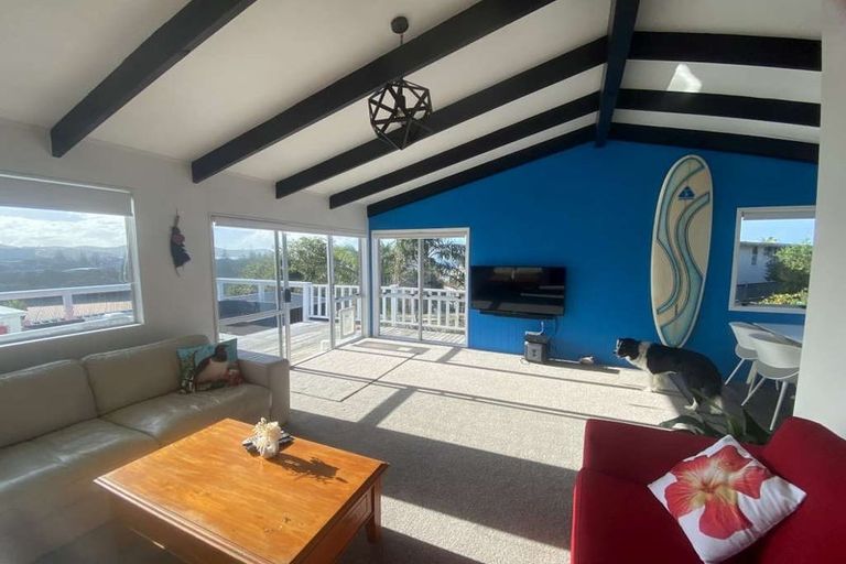 Photo of property in 44 Amorino Drive, Red Beach, 0932
