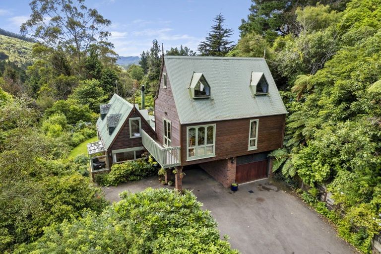 Photo of property in 312 Moores Valley Road, Wainuiomata, 5373