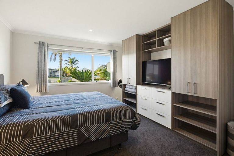 Photo of property in 28 Tairua Palms Place, Tairua, 3508
