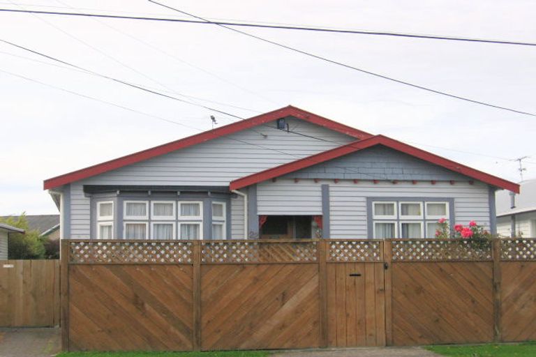 Photo of property in 22 Mudie Street, Alicetown, Lower Hutt, 5010