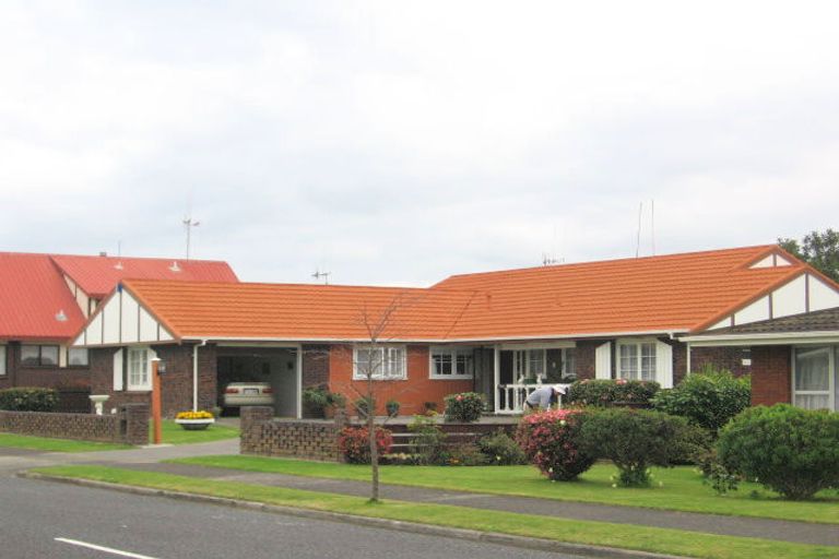 Photo of property in 5 Tupaea Place, Otumoetai, Tauranga, 3110