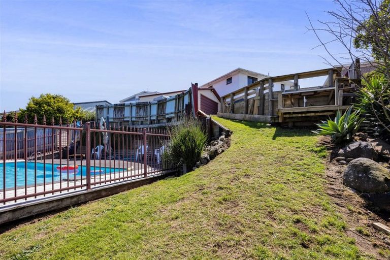 Photo of property in 28 Kingsford Street, Bell Block, New Plymouth, 4312