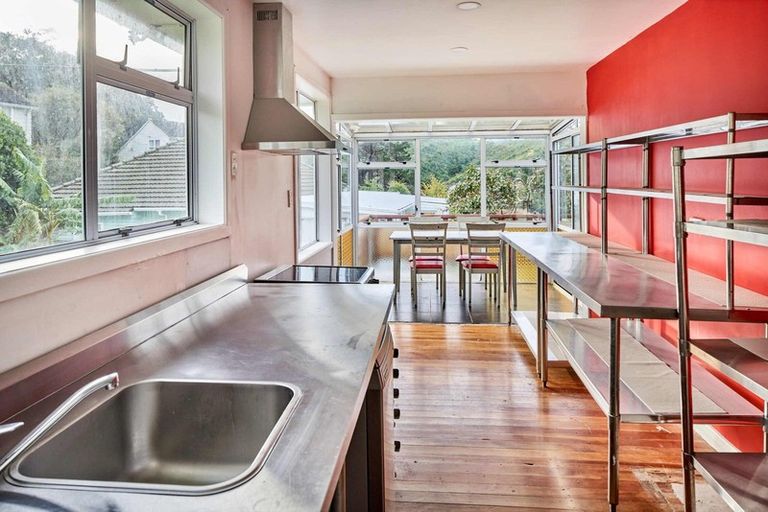 Photo of property in 23 Maher Place, Ranui, Porirua, 5024