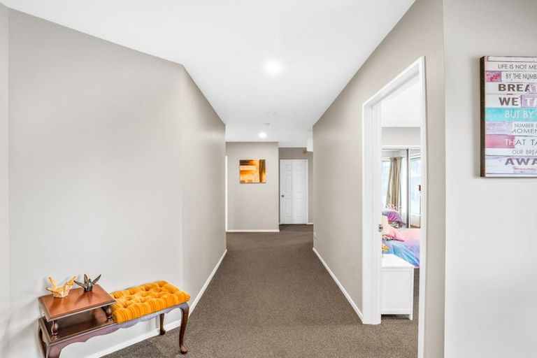 Photo of property in 3 Hunt Lane, Avondale, Christchurch, 8061