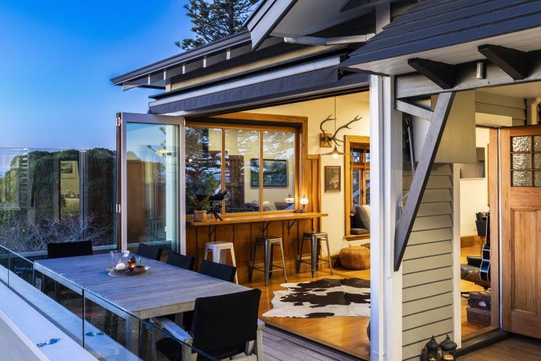 Photo of property in 67 Hackthorne Road, Cashmere, Christchurch, 8022