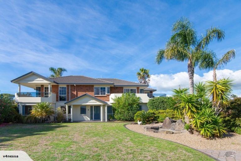 Photo of property in 35 Palm Beach Boulevard, Papamoa Beach, Papamoa, 3118