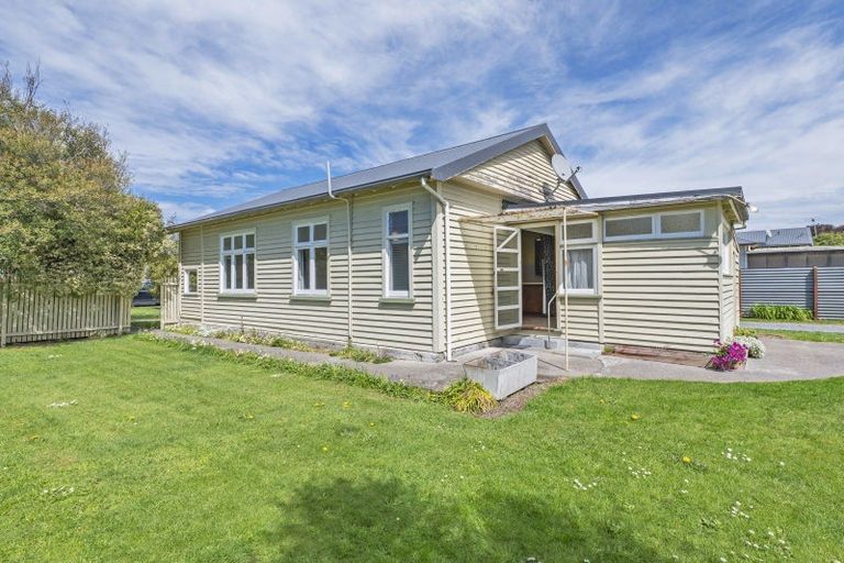 Photo of property in 43 Selwyn Street, Leeston, 7632