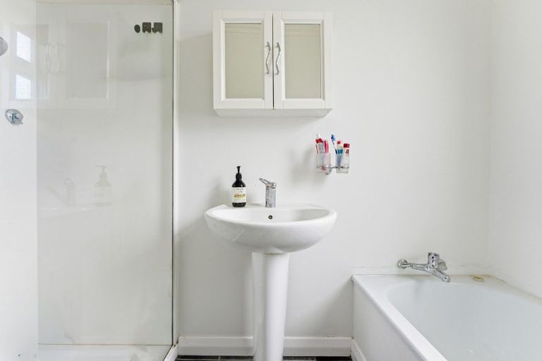 Photo of property in 124 Anzac Parade, Whanganui East, Whanganui, 4500