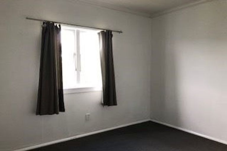 Photo of property in 33 Anzac Road, Morningside, Whangarei, 0110