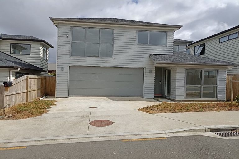 Photo of property in 51 Umu Place, Mangere, Auckland, 2022