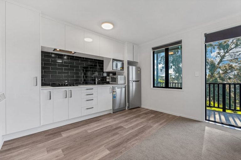 Photo of property in 10/90 Swaffield Road, Papatoetoe, Auckland, 2025