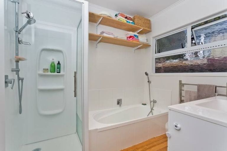 Photo of property in 7b Anne Road, Hillcrest, Auckland, 0627