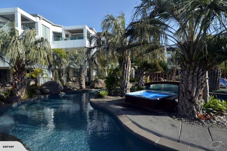 Photo of property in 209/136 Marine Parade, Mount Maunganui, 3116