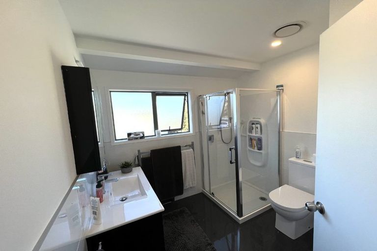 Photo of property in 2/287 Vipond Road, Stanmore Bay, Whangaparaoa, 0932