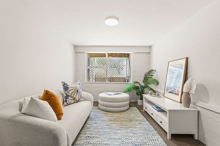 Photo of property in 6 Soleares Avenue, Mount Pleasant, Christchurch, 8081