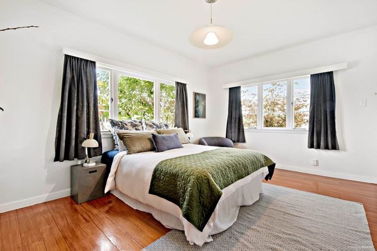 Photo of property in 1/91 Nile Road, Milford, Auckland, 0620