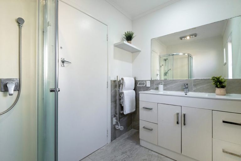 Photo of property in 89 Stanley Road, Glenfield, Auckland, 0629