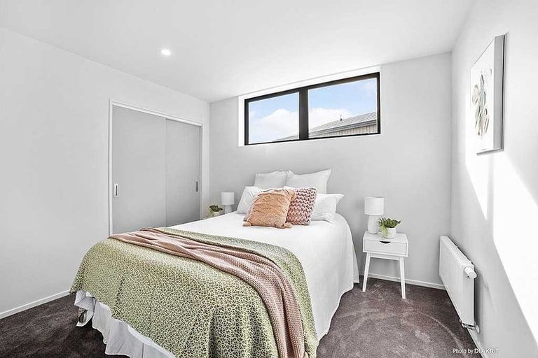 Photo of property in 5/6 Bushland Grove, Paparangi, Wellington, 6037