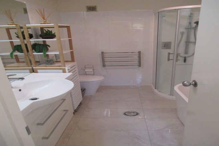 Photo of property in 2 Bay View Road, Moncks Bay, Christchurch, 8081